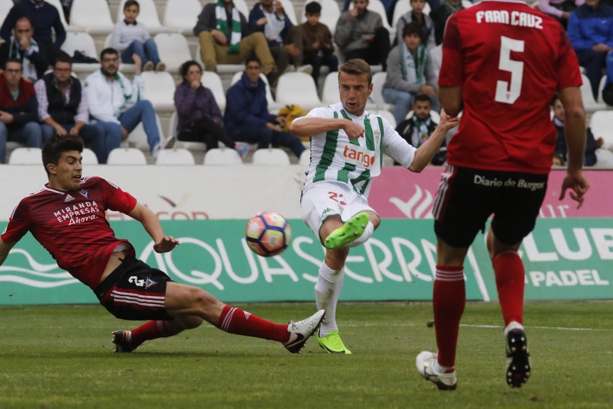 Fotogalería / El Córdoba CF se deja empatar en el último minuto.