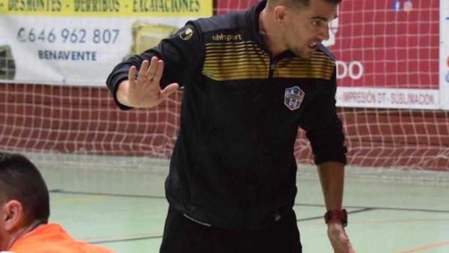 Chema Sánchez, entrenador del Atlético Benavente: “Vamos con la convicción de poder hacer algo grande”