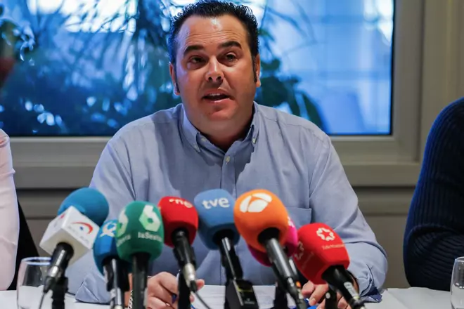 ¿Quién es Manuel Hernández, líder de la plataforma que ha convocado el paro?