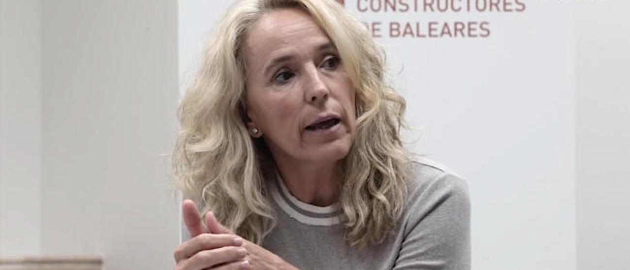 Fanny Alba: "La construcción debe ser el motor para reactivar la economía"