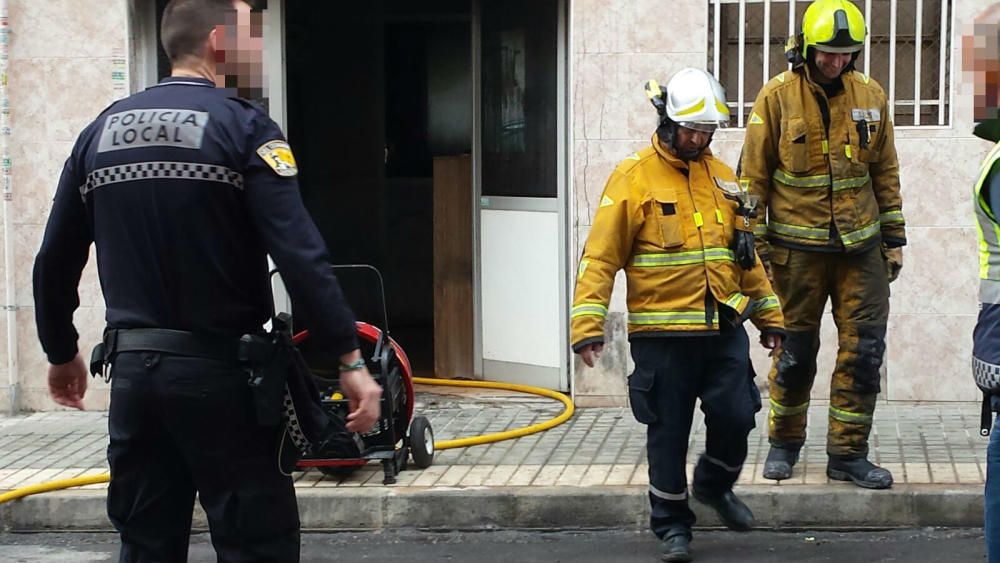 Incendio en un local de calzado en Elche