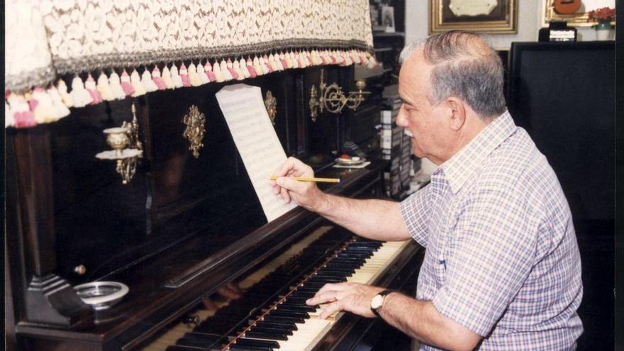 El compositor Ricardo Lafuente dará nombre al Colegio Número 14 de Torrevieja