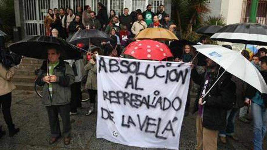 Reclaman la absolución para el &quot;represaliado de la Velá&quot; por supuestas agresiones a la Policía