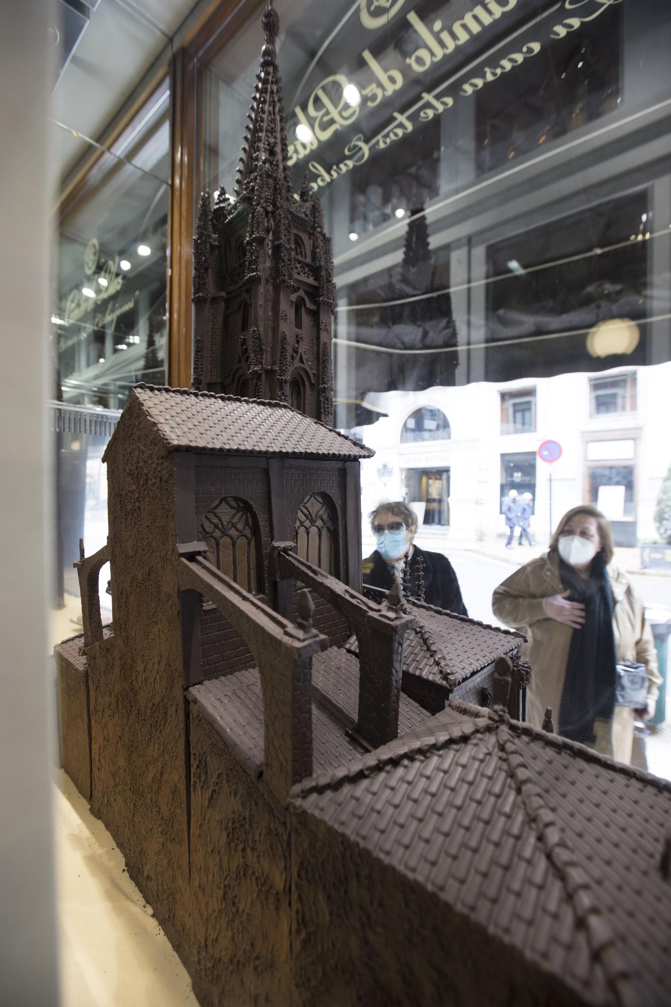 EN IMÁGENES: La catedral de Oviedo en chocolate