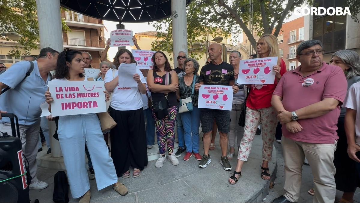 Concentración en Córdoba por la crisis de los cribados de cáncer