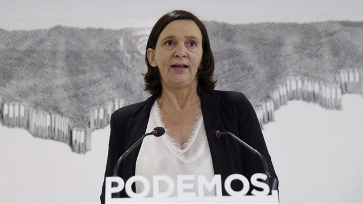 La dirigente de Podemos Carolina Bescansa, este martes, en rueda de prensa.