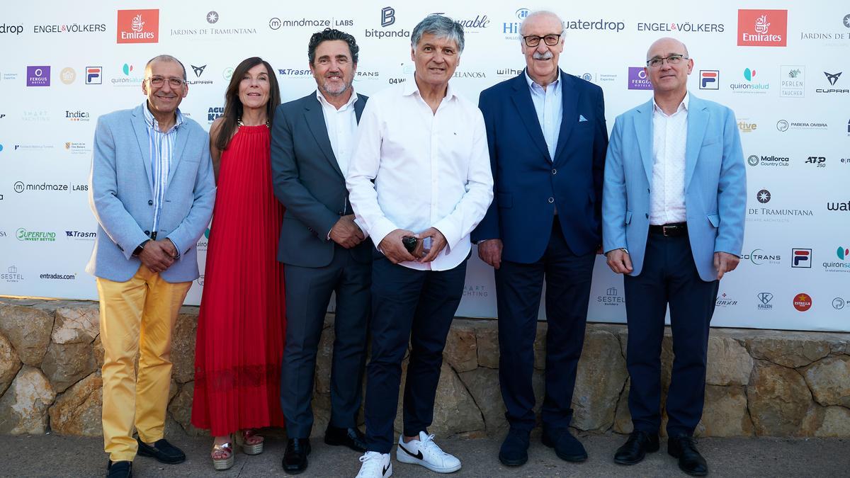Pedro Mas, Pilar Carbonell, Juan Antonio Amengual, Toni Nadal Vicente del Bosque y Pere Joan Planas