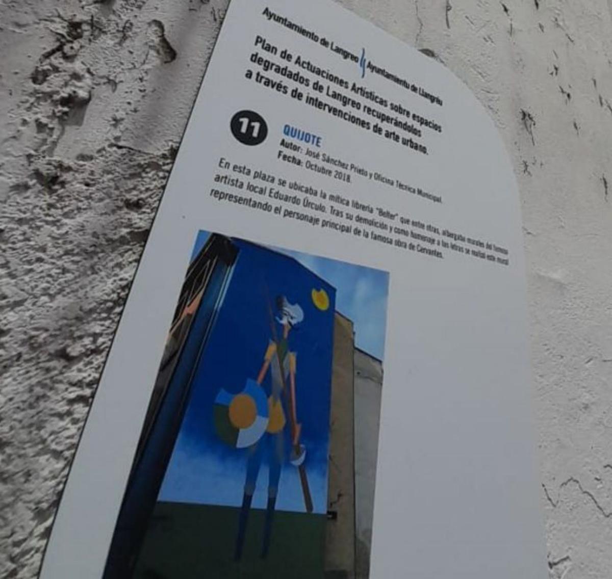 Detalle del cartel colocado al pie del «Quijote». | L. M. D.