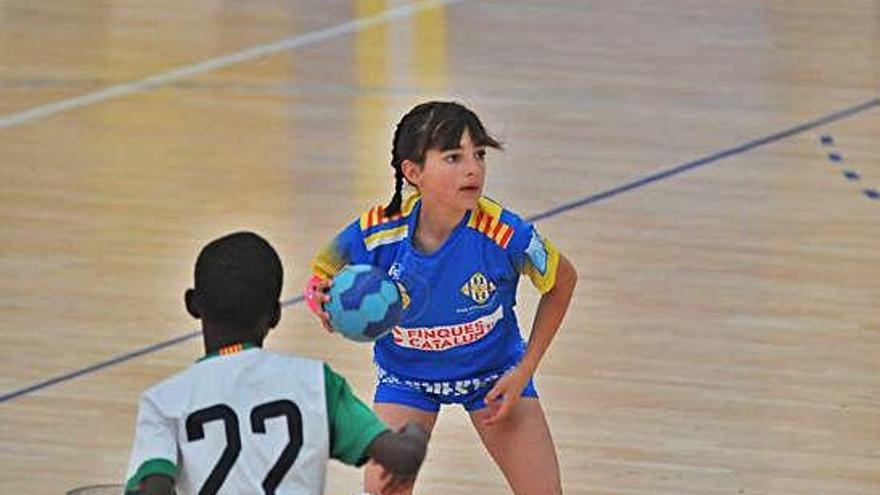 El Sarrià apuja l&#039;aposta per l&#039;handbol femení