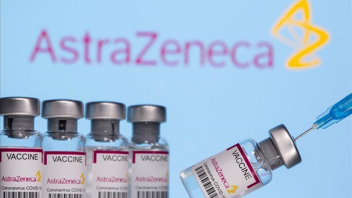 Bruselas dice ahora que no &quot;descarta de forma definitiva&quot; el vínculo entre la vacuna de AstraZenenca y la coagulación