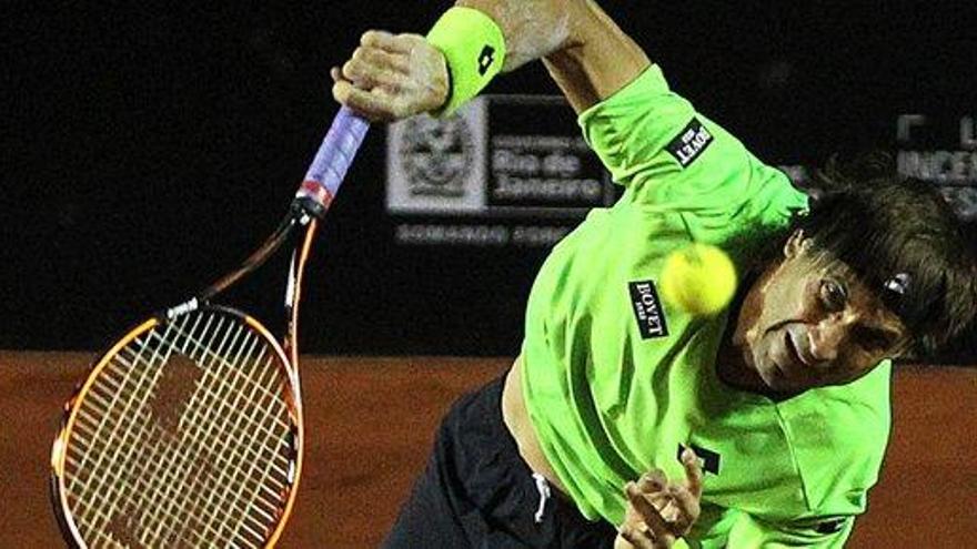 David Ferrer avanza a cuartos en Río de Janeiro