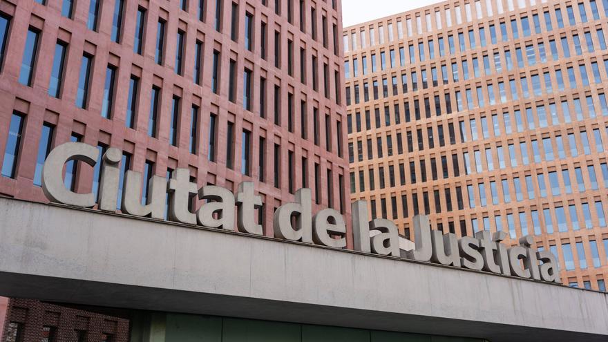 Un juez investiga a un pastor evangélico en Barcelona por agresiones sexuales a una menor durante tres años