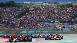 Verstappen regna a Barcelona, però Norris continua a l’aguait