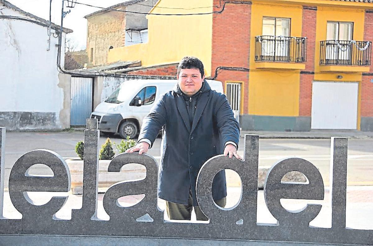 El alcalde de Moraleja del Vino, Roberto Álvarez