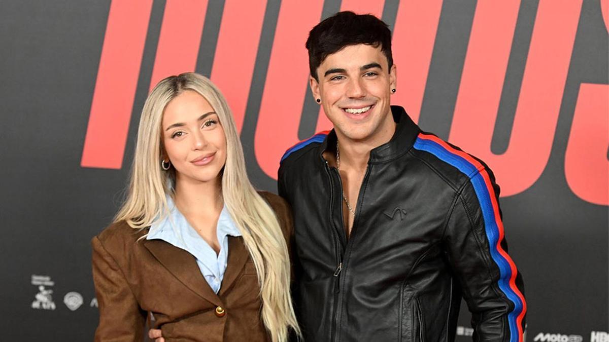 Ana Mena y Óscar Casas