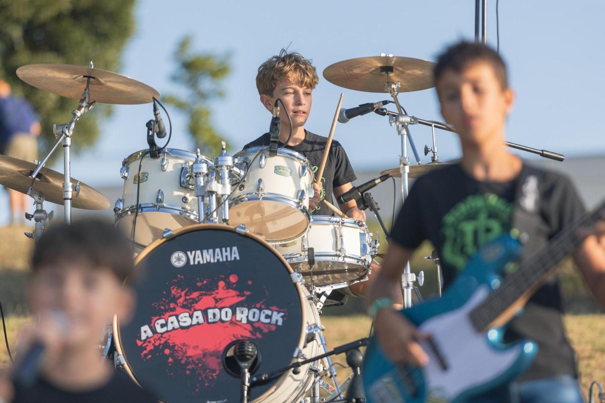 Rapaces actuando no Millarock.