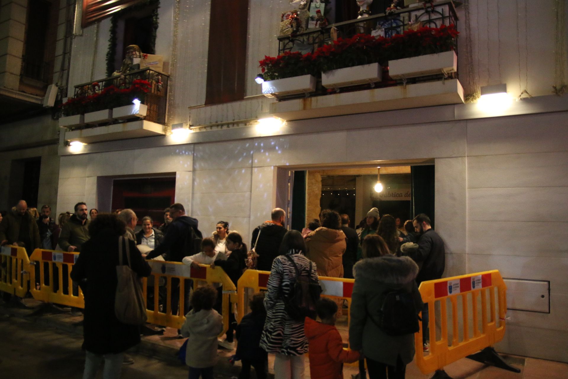 Galería de imágenes: Gran expectación en la Casa de Papá Noel más famosa de Castellón