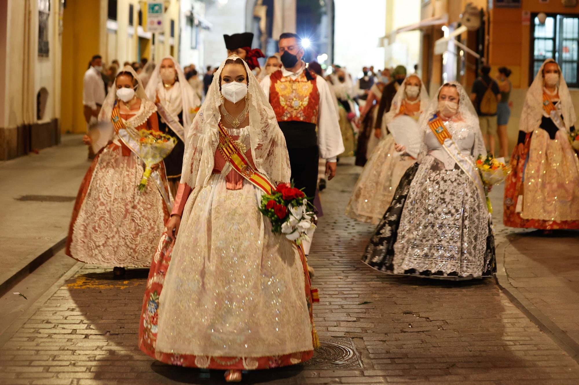 La Fallera Mayor y su Corte de Honor cierran la Ofrenda más atípica