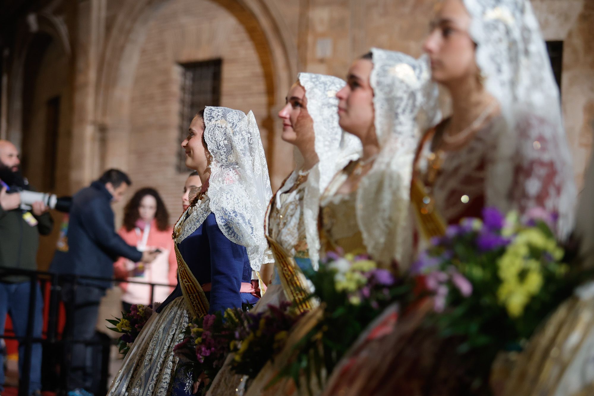 Todas las fotos de la Ofrenda del 17 de marzo por la calle San Vicente de 20:00 a 21:00 horas