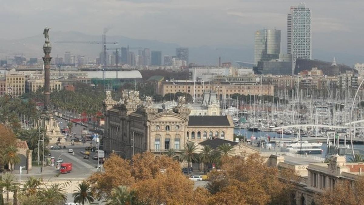 Vecinos y entidades reclaman en museo Hermitage en la Barceloneta