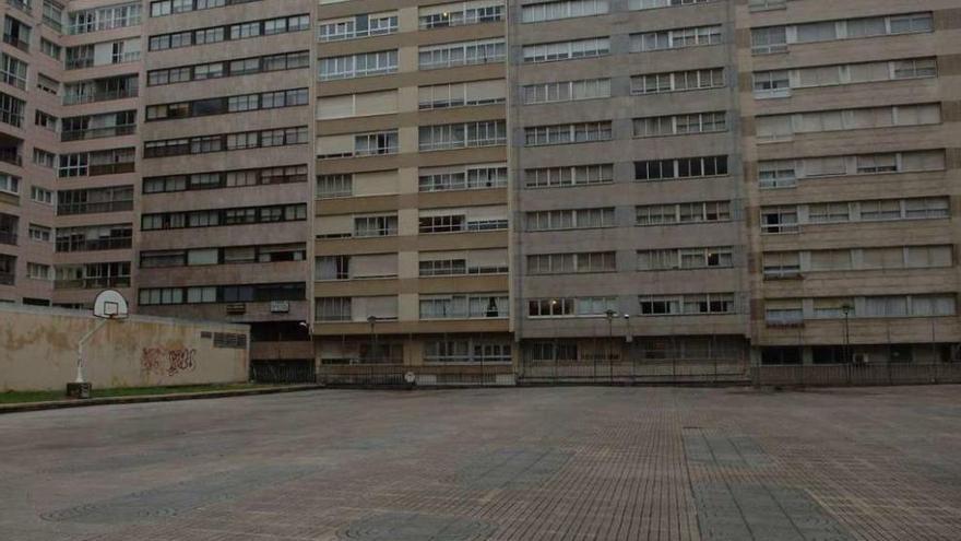 Cubierta del garaje Madrid, en la plaza de San Pablo, en el que se instalarán juegos y una pista deportiva.