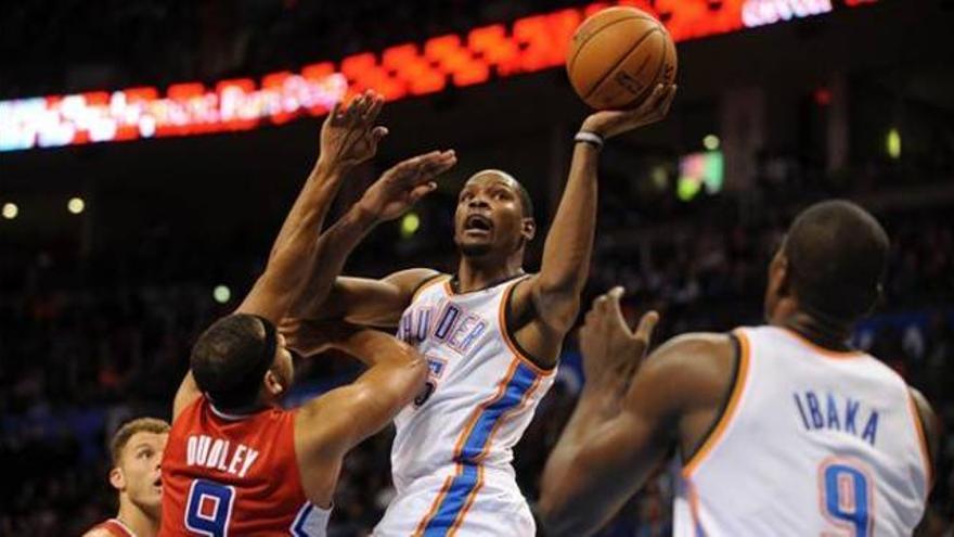 Durant e Ibaka impulsan a los Thunder ante los Clippers