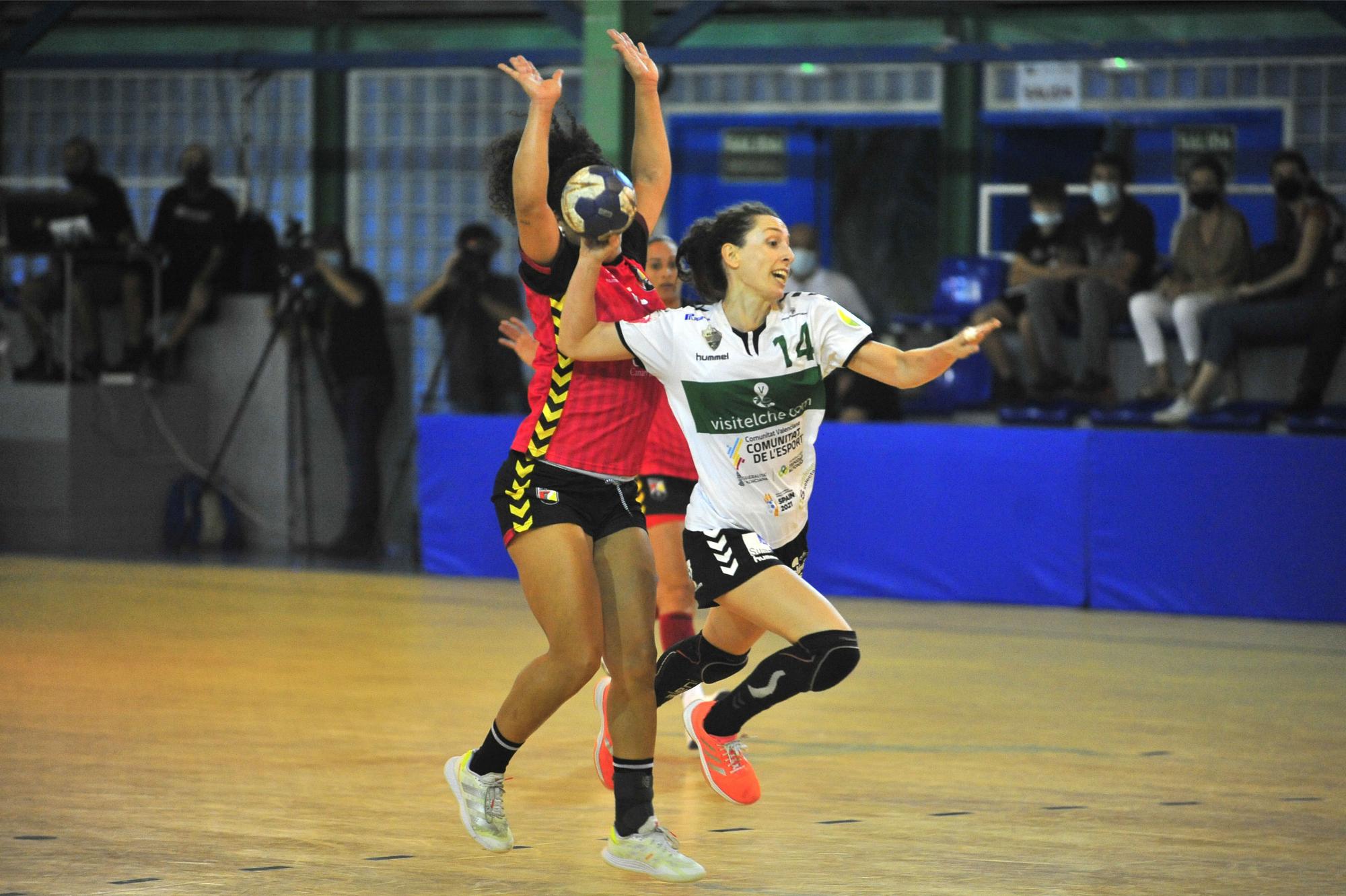 El CBM Elche vuelve al camino correcto (32-23)