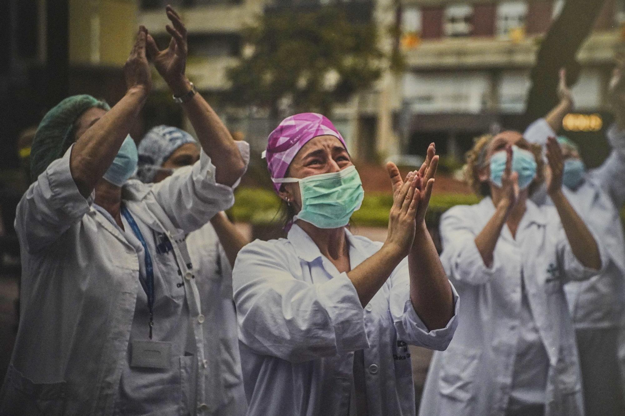 La cara més (in)humana de la pandèmia protagonitza l’exposició Rahola Foto 2021