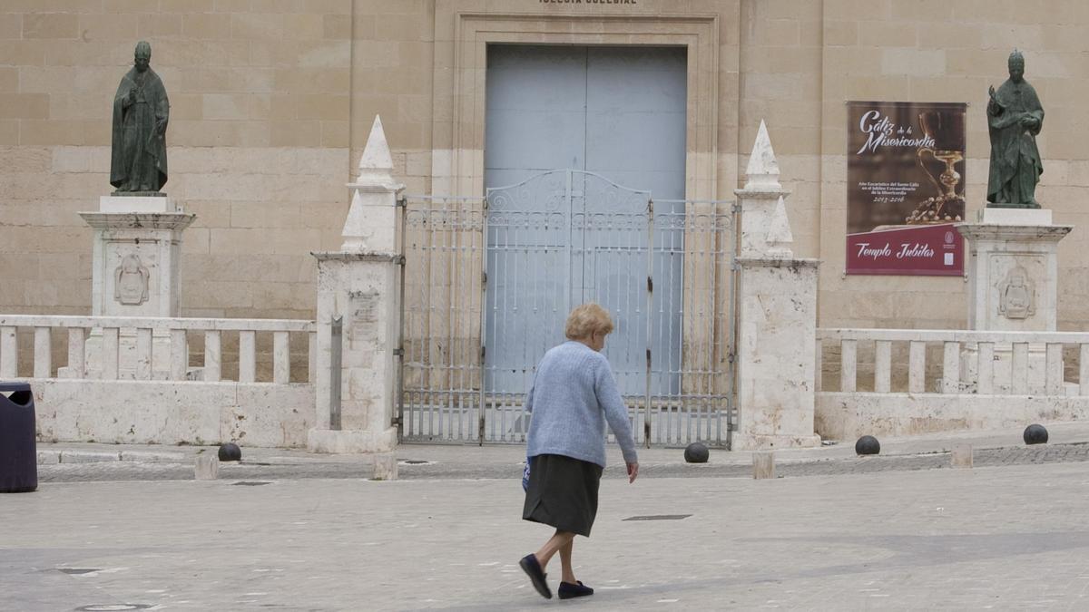 Escultures dels papes Borja en la Colegiata de Xàtiva, la Seu.