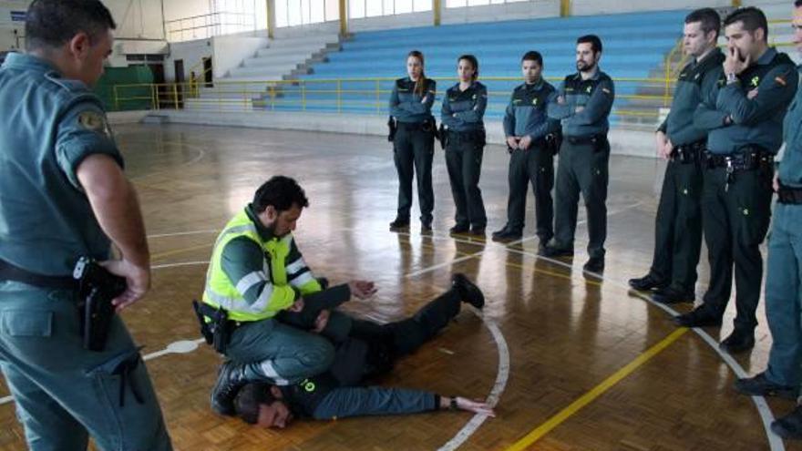 La Guardia Civil finaliza las jornadas de PATIO en Borriana