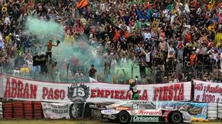 Chevrolet contra Ford, la mítica rivalidad del motor que se vive al límite en la carrera más antigua: 'Los cobardes no hacen historia'