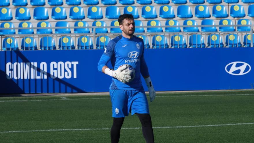 René Román ha entrenado hoy por primera vez con el Atlético Baleares.