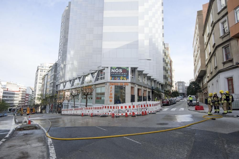 Un centro de día situado frente a la zona donde se registró la avería tuvo que ser desalojado.