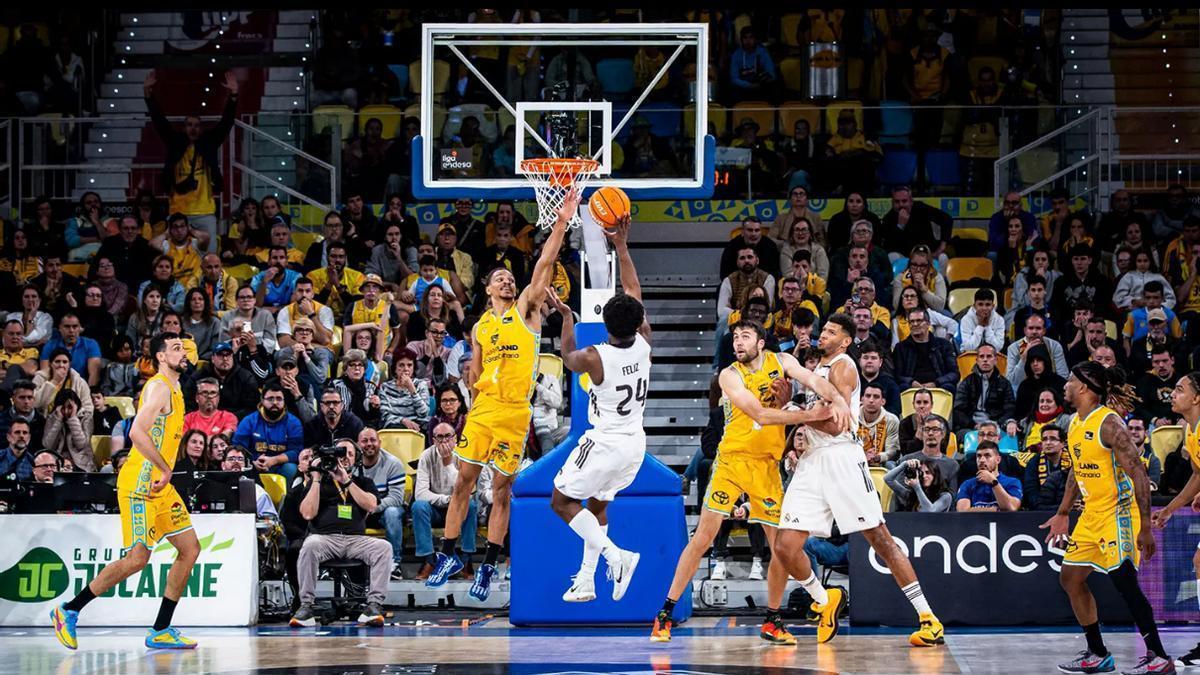 El Real Madrid ganó al Dreamland Gran Canaria
