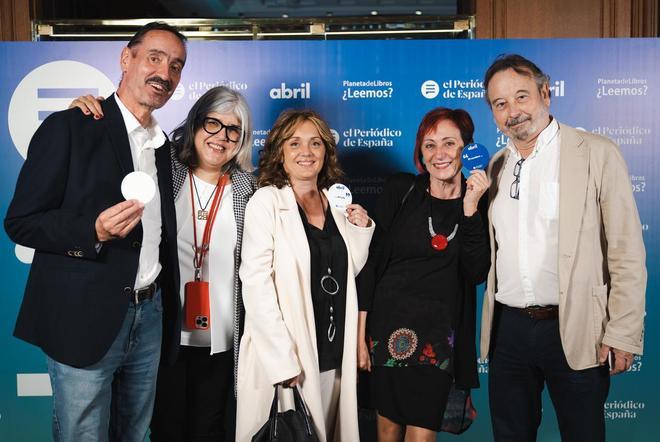 Klaus Eisterer; Silvia Fernández, editora de Roca Editorial; Pilar Ruiz, editora; Elia Barceló, escritora, y Juan Carlos Laviana, periodista.