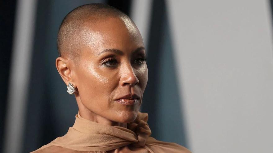 Jada Pinkett-Smith, una setmana abans de la plantofada als Oscars: «M’importa una merda el que la gent pensi de  la meva calvície»