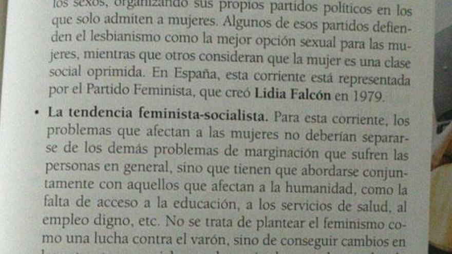 Fragmento de la definición del &#039;feminismo&#039; en el libro de texto.