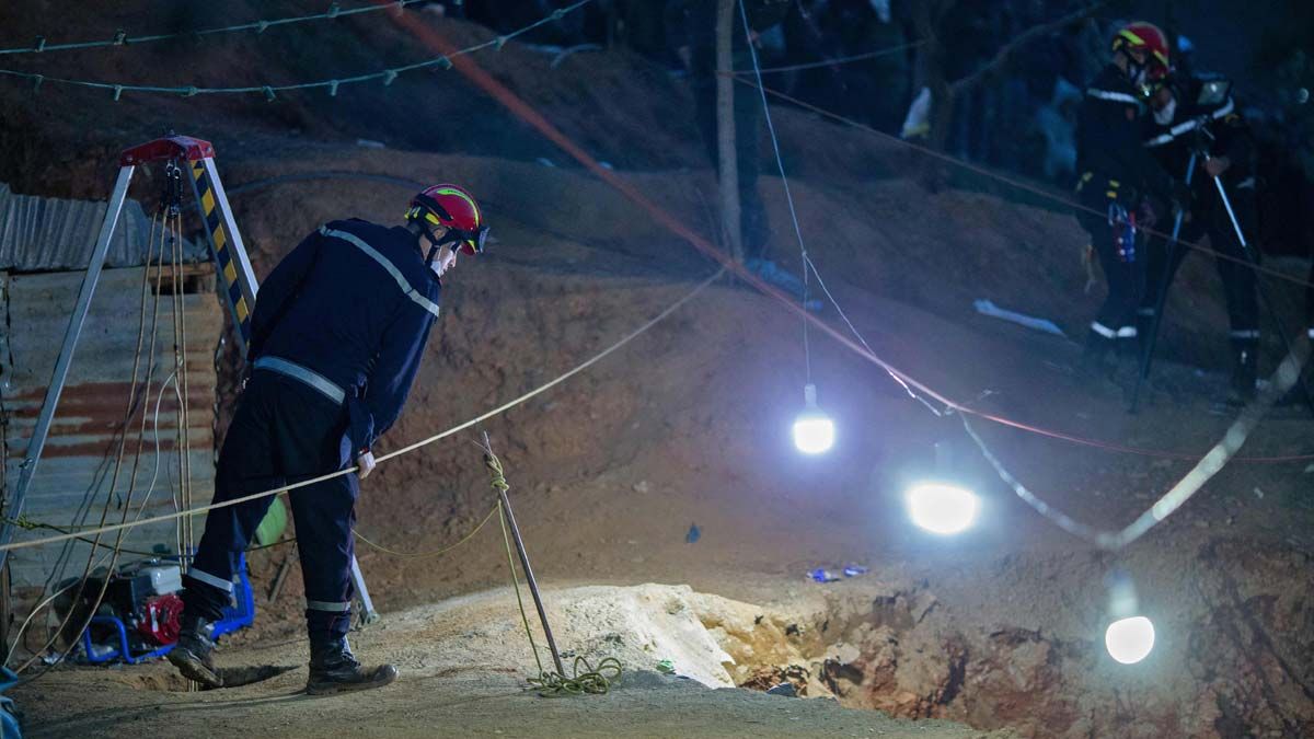 Trabajos de rescate de Rayan, de 5 años, atrapado en un pozo cerca de Bab Berred, en Marruecos