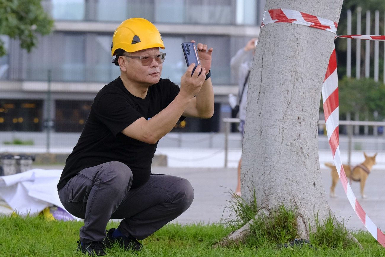 Instalación del Greetingman junto al Muelle Santa Catalina