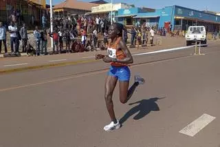 Muere la atleta ugandesa Rebecca Cheptegei, a la que su novio prendió fuego