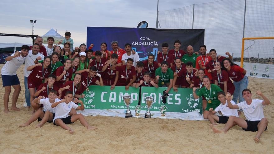 Córdoba hace historia al lograr cuatro títulos andaluces de fútbol playa