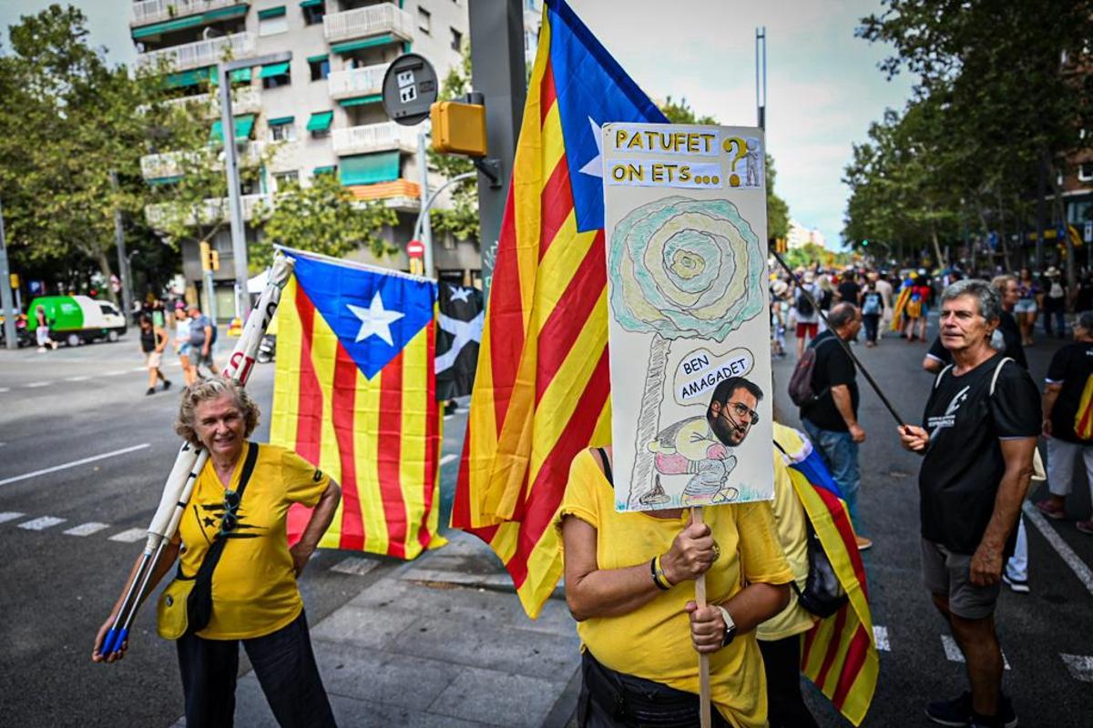 Manifestacion de la Diada en la avenida del Paral·lel de Barcelona