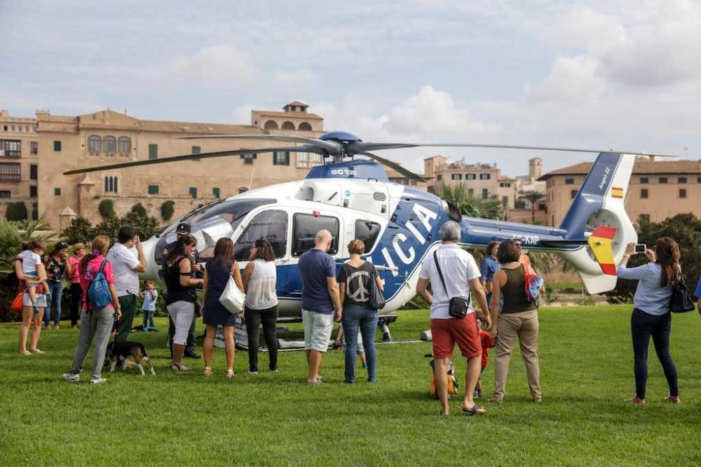 Diada de la Policía Nacional en el Parc de la Mar