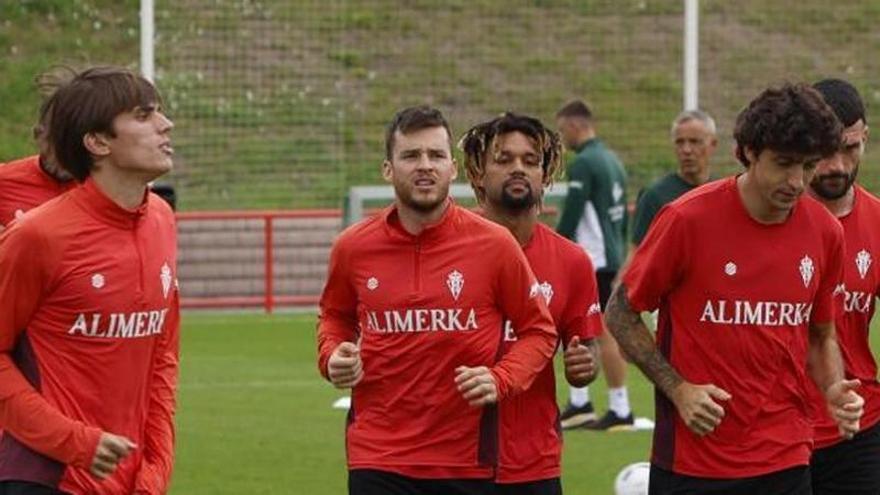 El parte médico para el Sporting-Girona: Larcamón, pendiente de las bajas