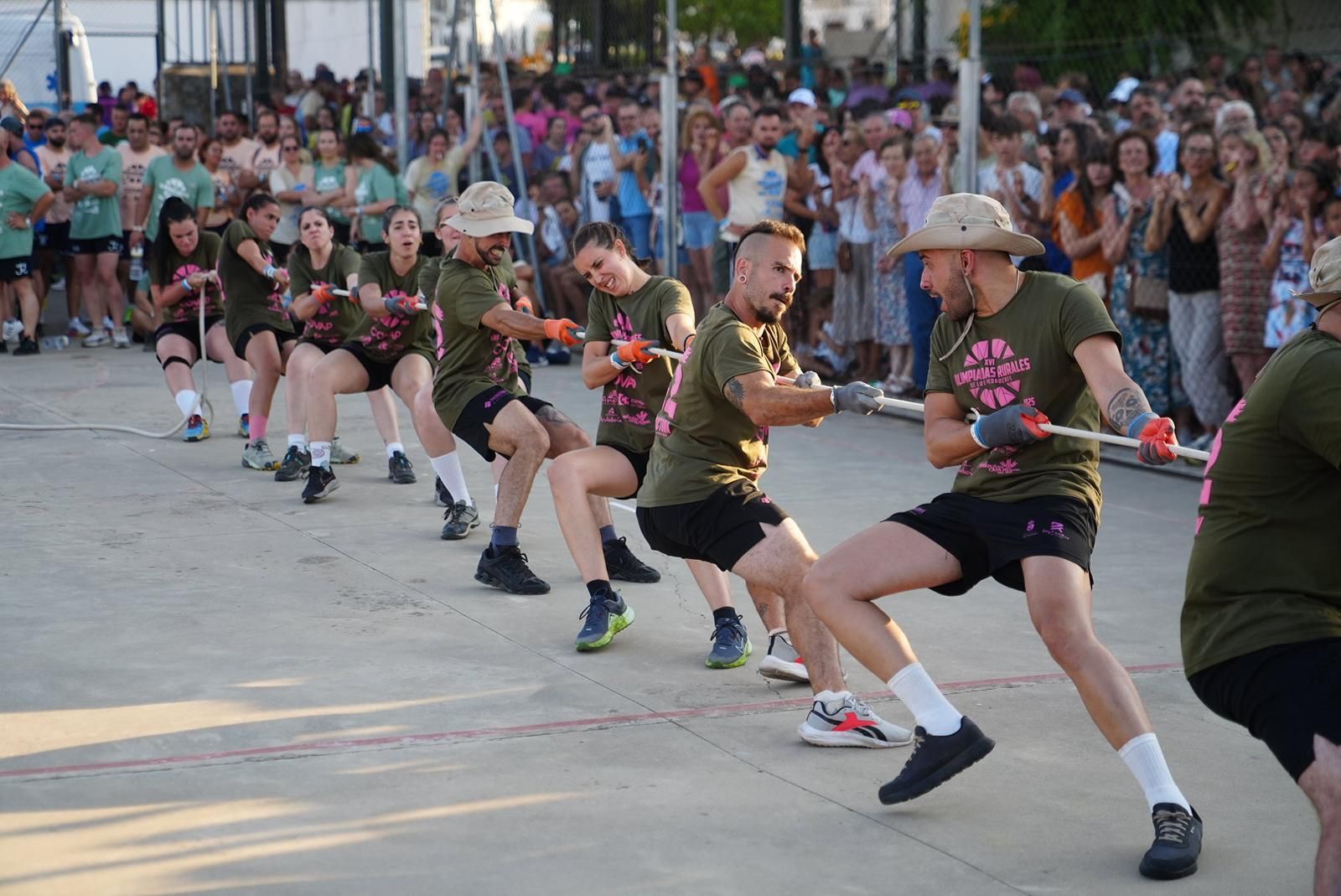 Añora vive una intensa jornada de juegos en las Olimpiadas Rurales