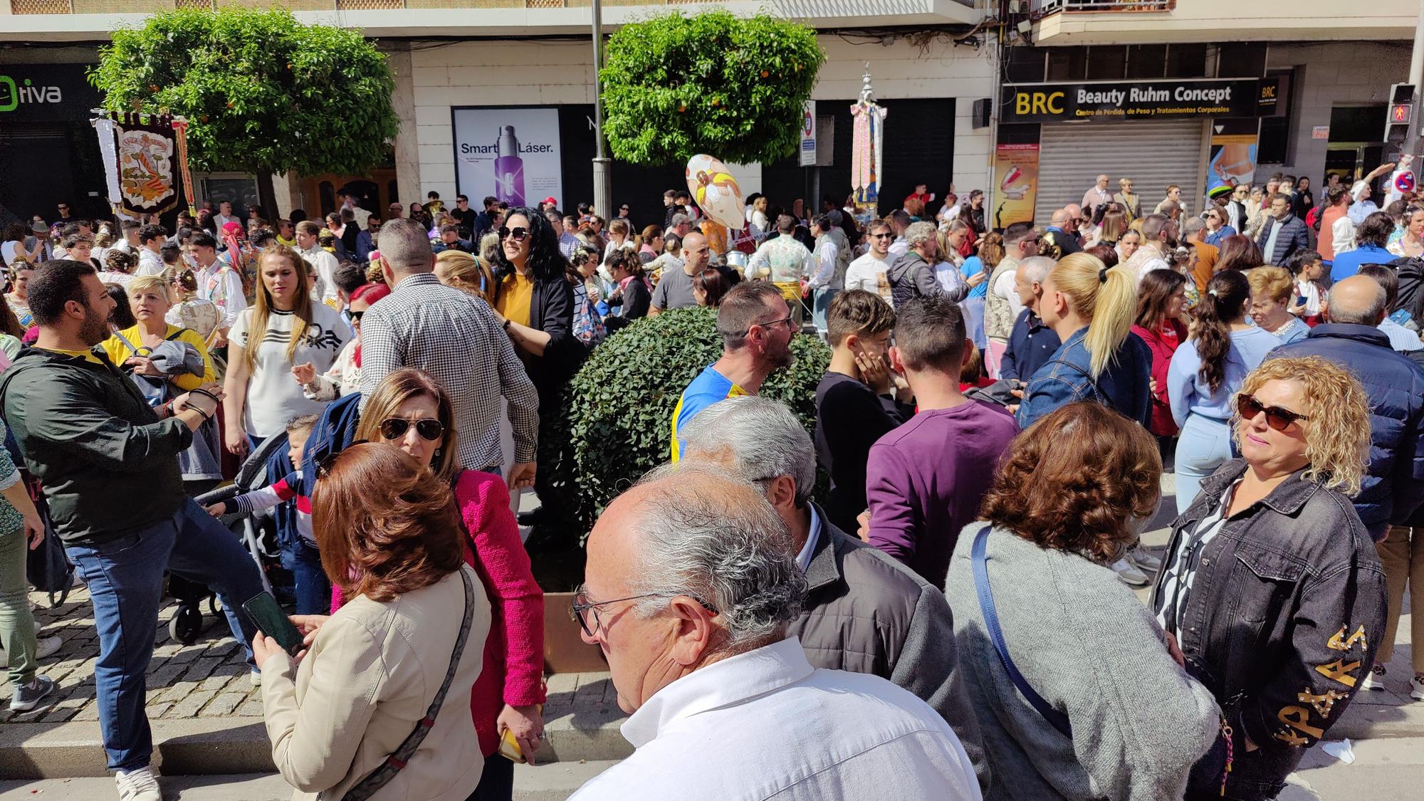 Las mejores imágenes de la 'mascletà' del 17 de marzo en las Fallas de Alzira