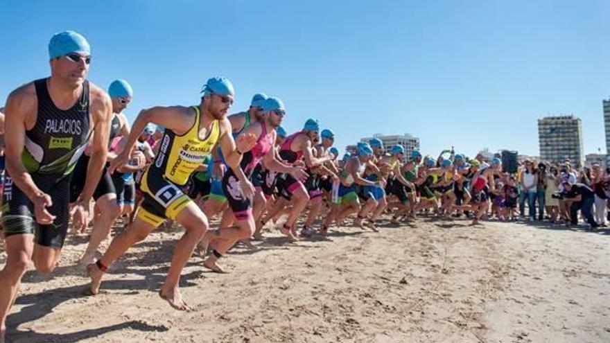 Orpesa vivirá una nueva edición de su triatlón con doble distancia