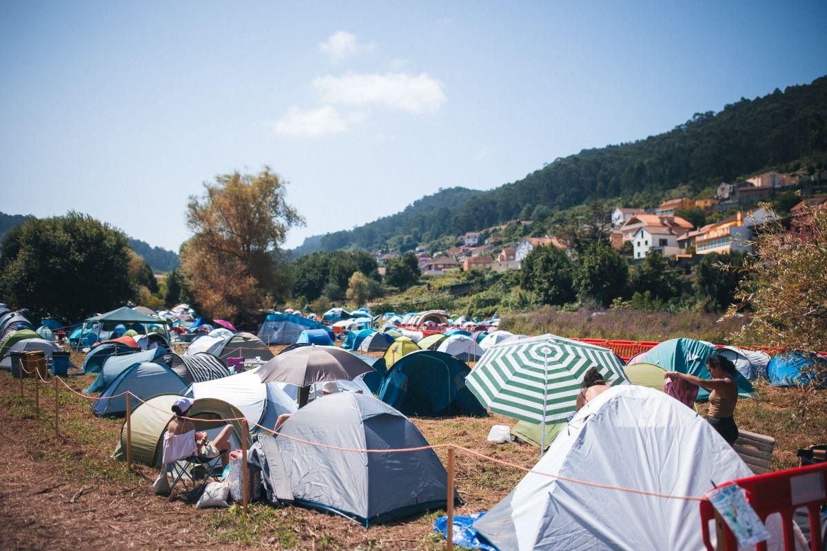 Camping del festival SonRías Baixas.