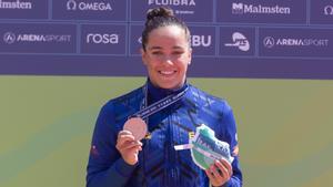 Candela Sánchez logra el bronce en los 25 kilómetros de aguas abiertas