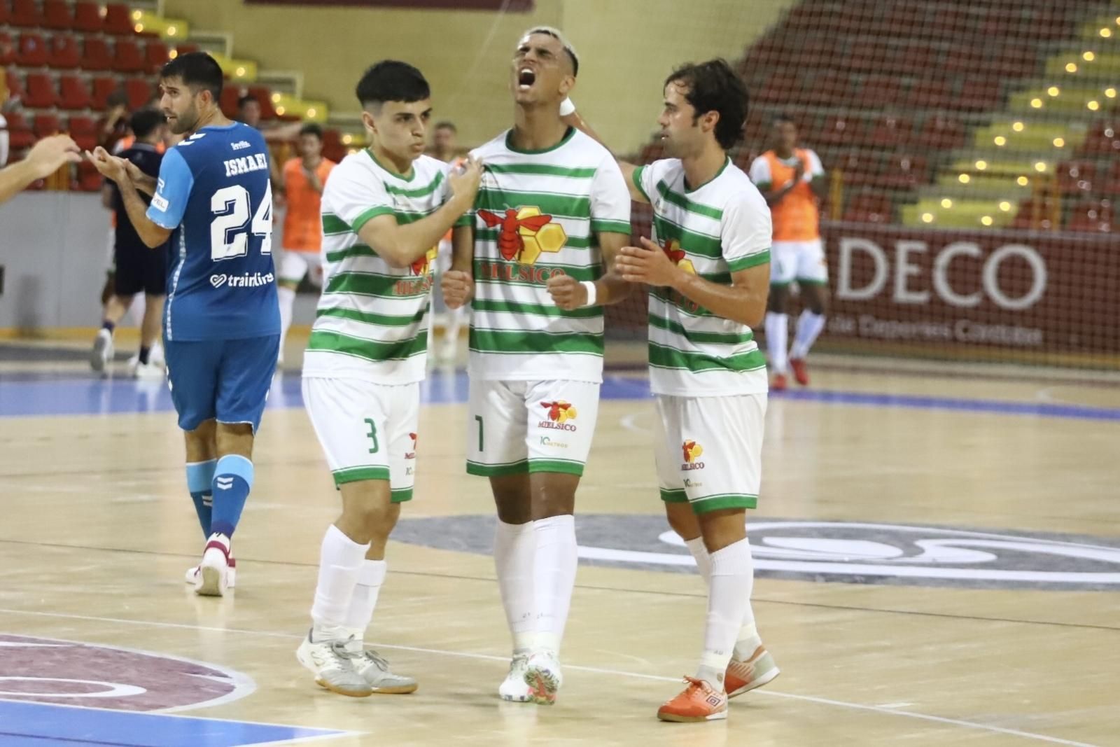 Córdoba Futsal-Real Betis Futsal | Las imágenes del partido en el Palacio Vista Alegre